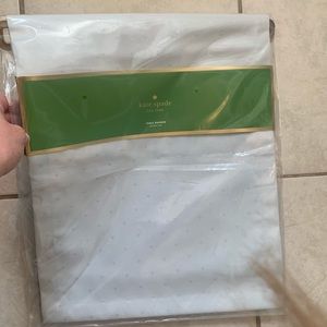 NEW Kate Spade Larabee Dot table runner